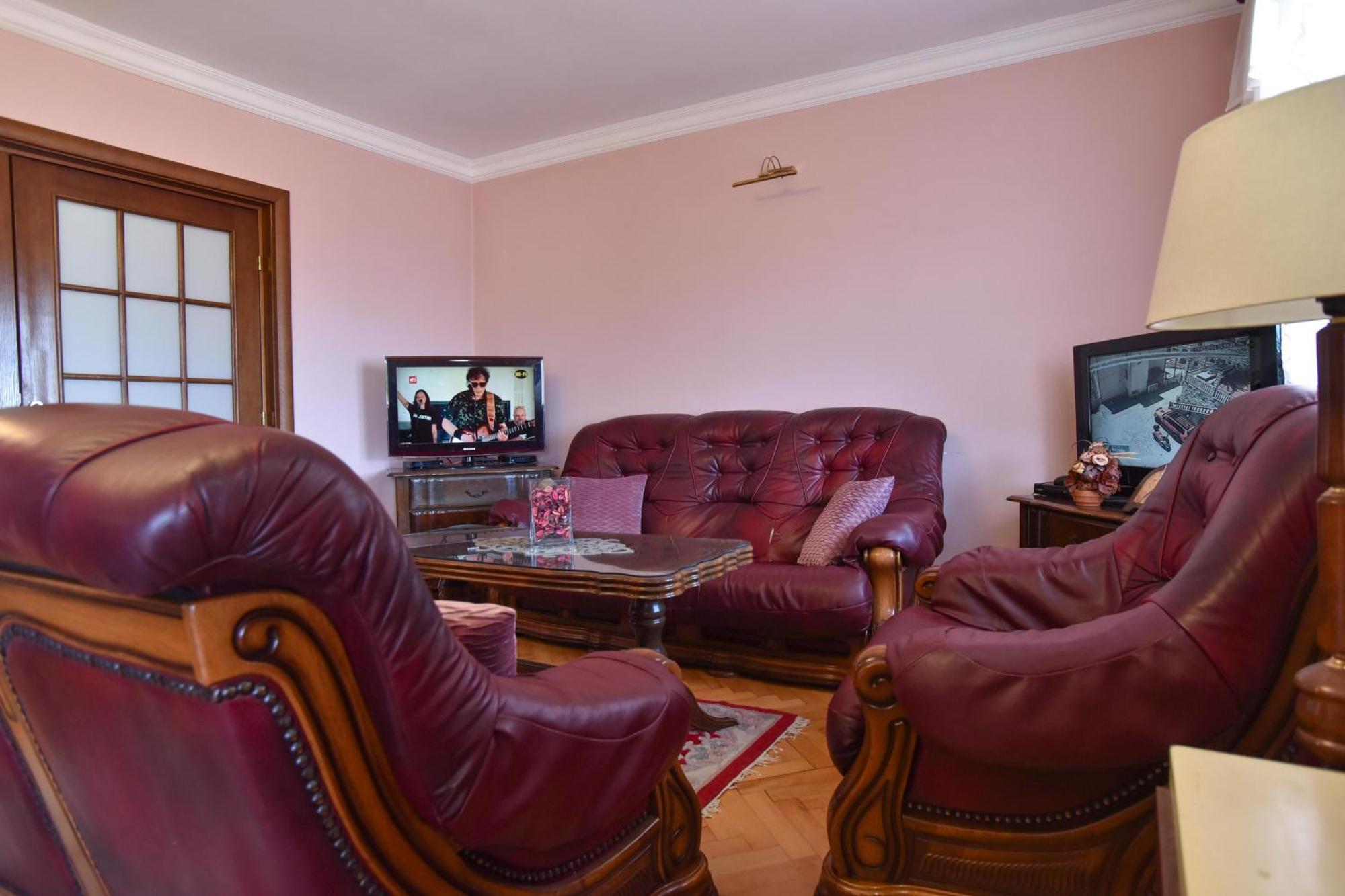 Vila Apartments Lidija Petrovac ภายนอก รูปภาพ